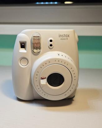 Fujifilm Instax Mini 9 bianca +scatola+pellicole