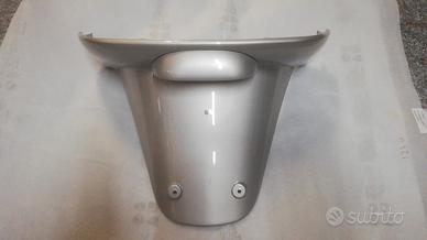 Copertura posteriore Piaggio Vespa ET4 grigio 5736