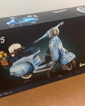 Lego  10298 Vespa 125 1960s