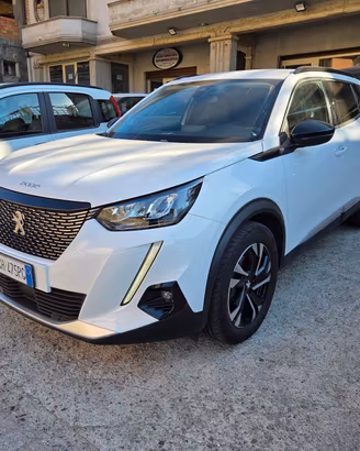 Peugeot 2008 BlueHDi 130 S&S EAT8 Allure Pack