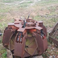 Benna a polipo per escavatore