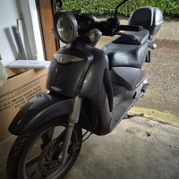Scarabeo 200