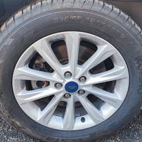 4 cerchi in lega / gomme Ford Kuga 235/55 ZR17