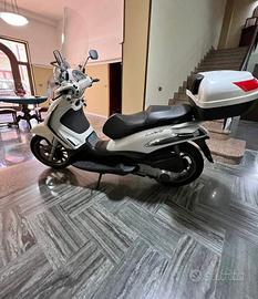 Beverly 300 tourer