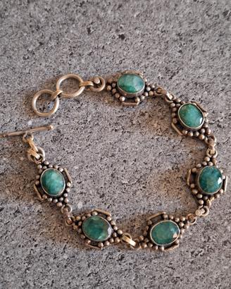 bracciale con pietre verdi 