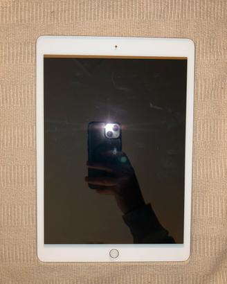 Ipad 8th generation 128 gb Wi-Fi