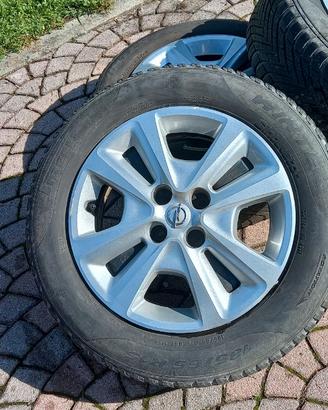 n°3 gomme invernali 185/65 R15 88T pirelli