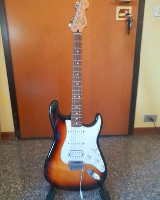 Fender strato hss 3tsb 2012