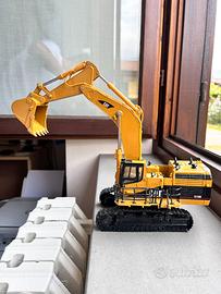 modellino escavatore big 1:50 caterpillar 5110B