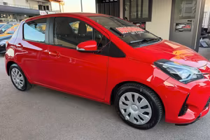 Toyota Yaris 1.5 Hybrid 5 porte Active