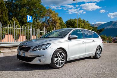 Peugeot 308 SW 1.6 BlueHDi 120 CV – 2016