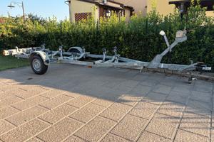 Carrello rimorchio barca 1300 kg fino a 7,5 mt