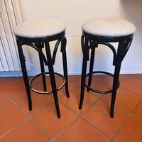 Coppia sgabelli in legno nero con seduta imbottita
