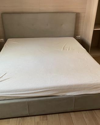 Letto contenitore compreso dí materasso