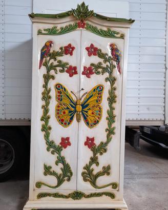 armadietto  a ripiani