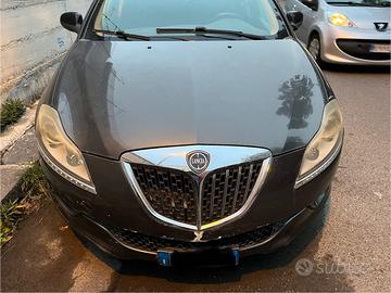 Lancia delta 1.6 multijet