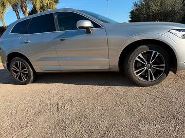 XC 60 , R DESIGN,D5 AWD GEARTRONIC 2.0