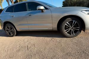 XC 60 , R DESIGN,D5 AWD GEARTRONIC 2.0