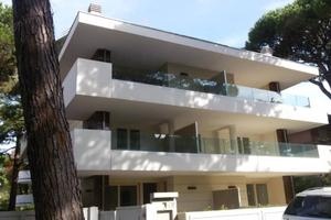 Appartamento di 173 m² con 5 locali e box auto a C