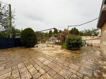 VILLA SINGOLA A BITONTO