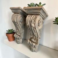 Capitelli 31 cm x 15 cm