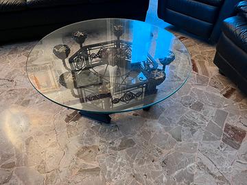 Tavolino in ferro battuto