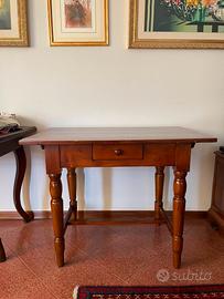 Tavolo scrivania in legno massello