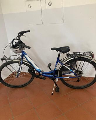 Bicicletta Venere con casco e lucchetto mis. 26