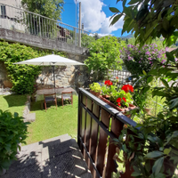 Bilocale con giardino e balconata