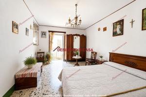 Casa, Castellana Sicula.