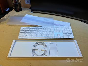 Apple Magic Keyboard estesa, italiana con Touch ID