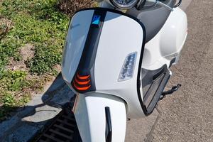 Piaggio Vespa 300 supersport