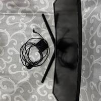 Samsung Gaming Monitor Curvo 24” 144Hz