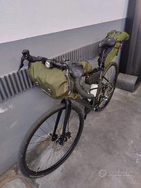 Bici Gravel Triban RC520 verde militare