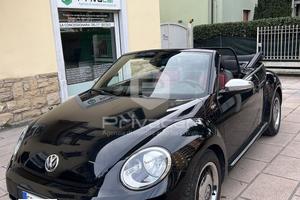 VOLKSWAGEN Maggiolino Cabrio 1.6 TDI Design