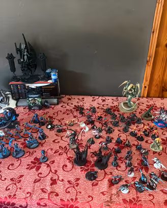 Warhammer 40k lotto Necrons e Tyrannidi