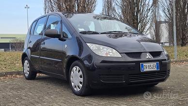 Mitsubishi Colt 1.1 benzina 2009