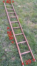 Scala a pioli tradizionale in legno