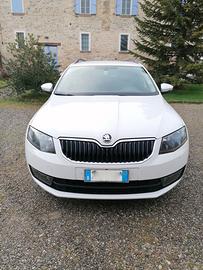 SKODA OCTAVIA WAGON 150cv - SOLIDA e DUREVOLE