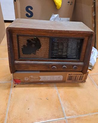 radio anni 30-40 a valvole marca CGE