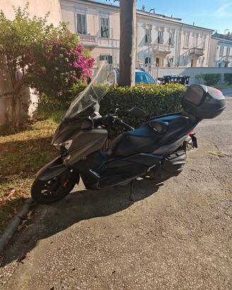 Yamaha Xmax 400 ABS