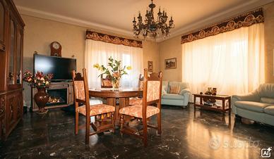 CASA SEMINDIPENDENTE A LUCERA