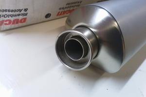 Ducati Monster s4r s2r 05 06 scarico inferiore des