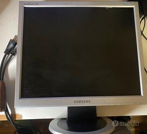 Monitor samsung syncmaster 710 n 17 pollici