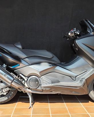 Yamaha TMAX 530