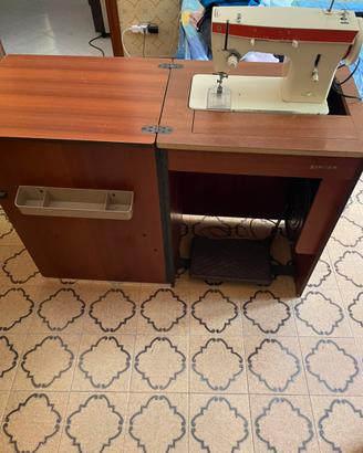Macchina da cucire Singer vintage anni 60/70