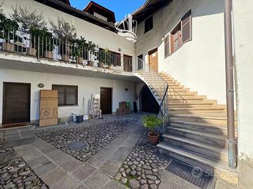 Trilocale ristrutturato in zona tranquilla di Bolz