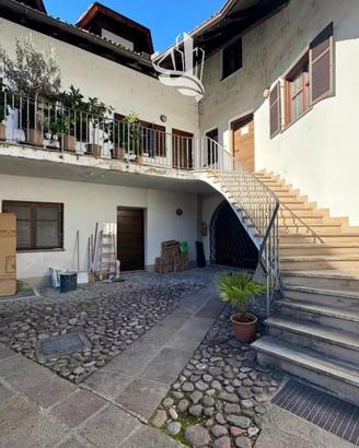 Trilocale ristrutturato in zona tranquilla di Bolz