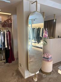 Specchio orientabile per negozio