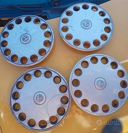 Borchie copricerchi Alfa Romeo spider duetto 1.6